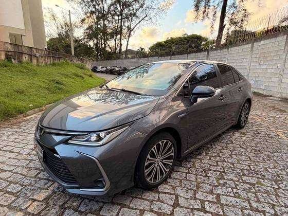 TOYOTA COROLLA 1.8 VVT-I HYBRID FLEX ALTIS PREMIUM CVT TOYOTA COROLLA 1.8 VVT-I HYBRID FLEX ALTIS PREMIUM CVT